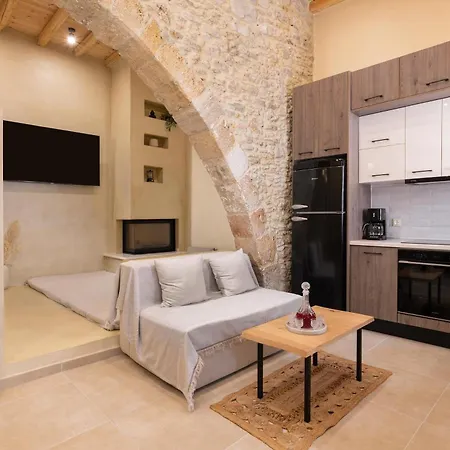 Antheia Traditional House *