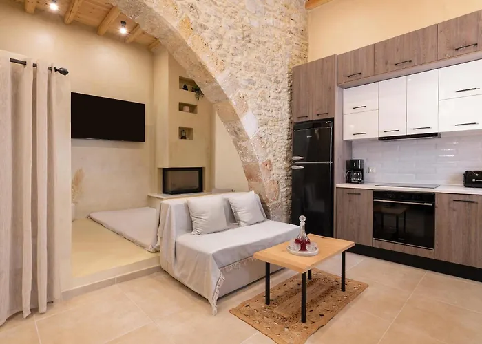 Antheia Traditional House *