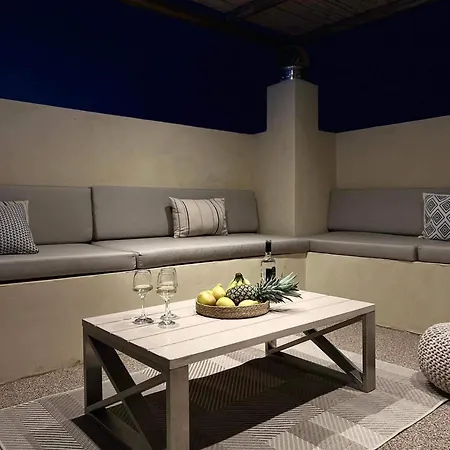 아파트 Antheia Traditional House *